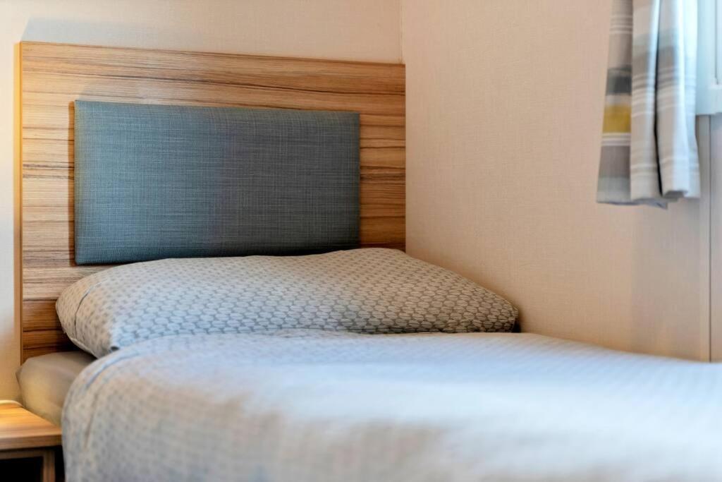 Tattershall Lakes: Sally'S Superior Stay Ngoại thất bức ảnh